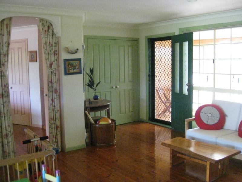 4 Larelar Court, Ocean Shores NSW 2483