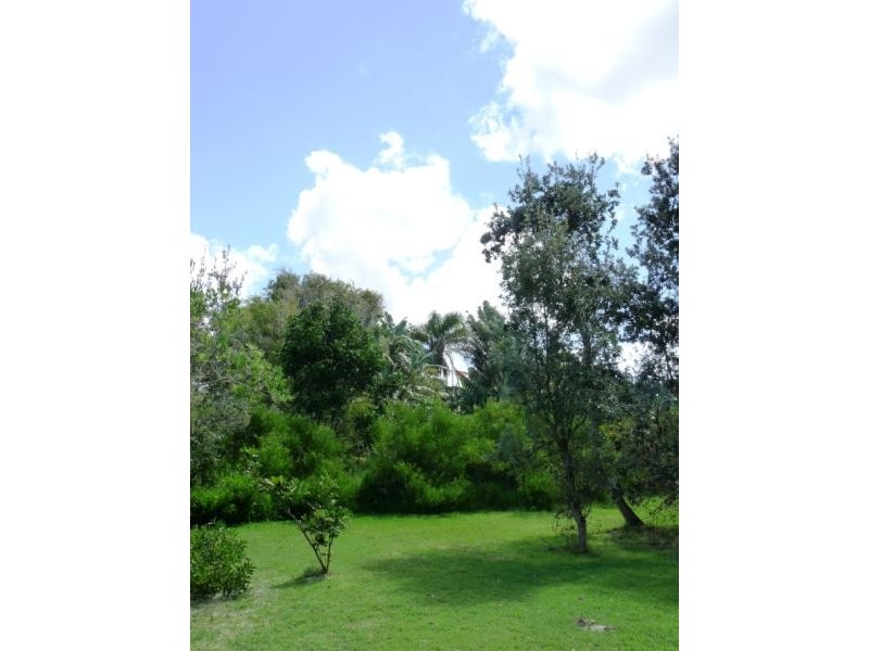 5 Beachside Drive, Suffolk Park NSW 2481