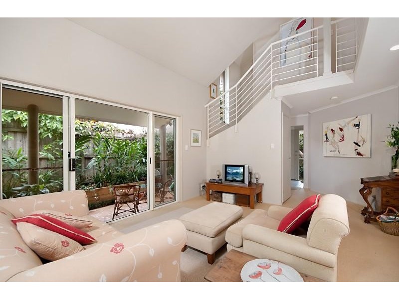 3 19 Oceanside Place, Suffolk Park NSW 2481