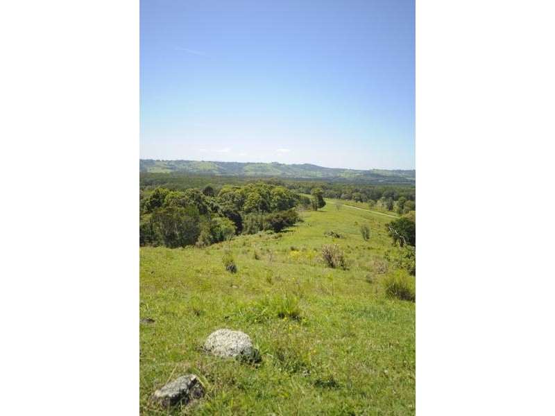 10 Owenia Way, Broken Head NSW 2481