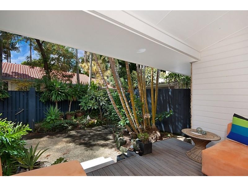 1/16 Kalemajere Drive, Suffolk Park NSW 2481