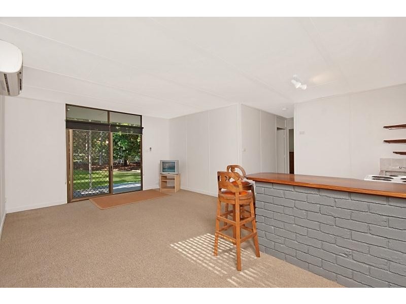 8 Armstrong Street, Suffolk Park NSW 2481