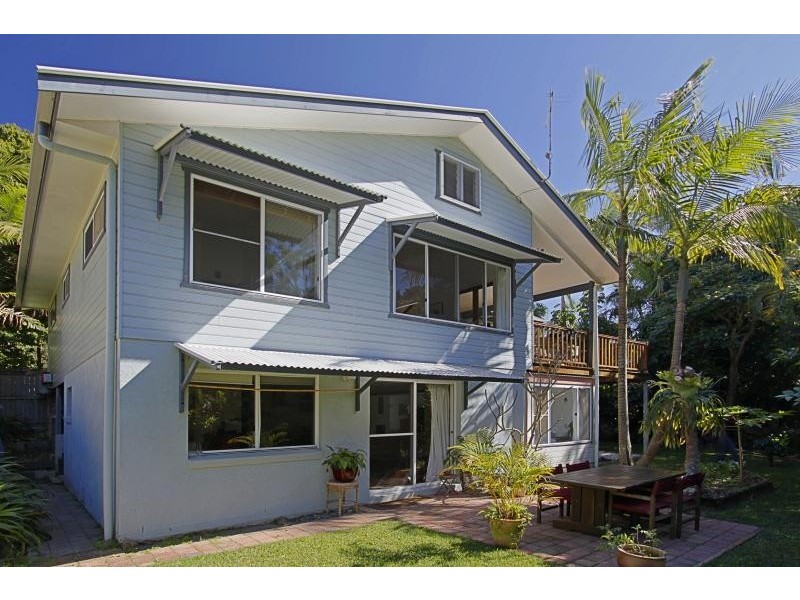 17 Tamarind, Suffolk Park NSW 2481