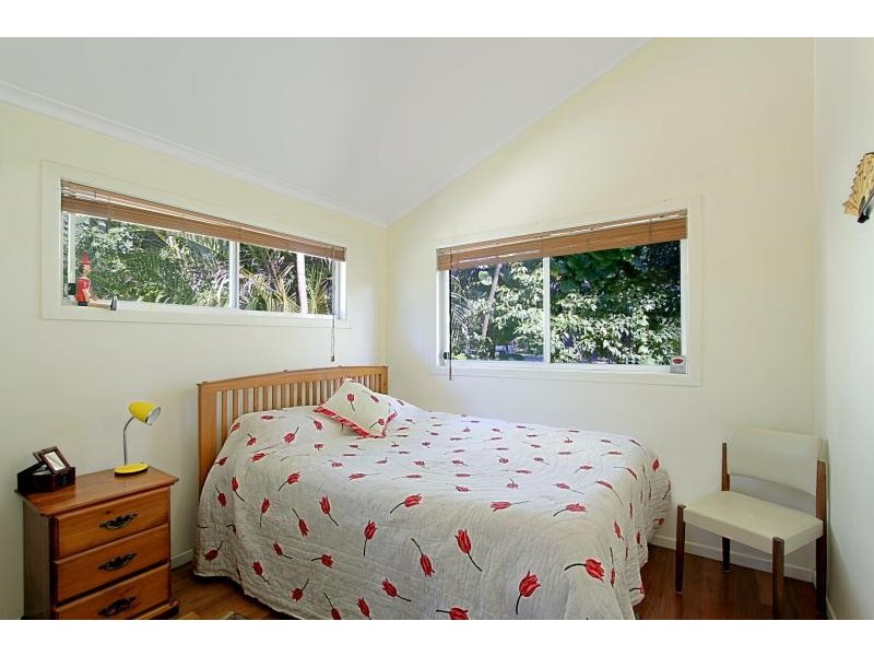 17 Tamarind, Suffolk Park NSW 2481