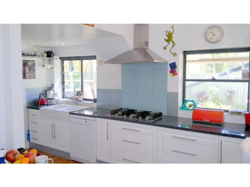 243 Broken Head Road, Suffolk Park NSW 2481