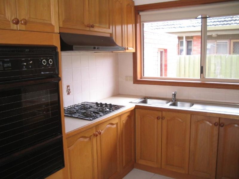 2/19-21 Ethel Street, Oak Park VIC 3046