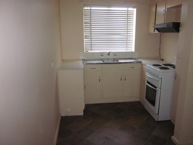 2/2 Garden Street, Essendon VIC 3040