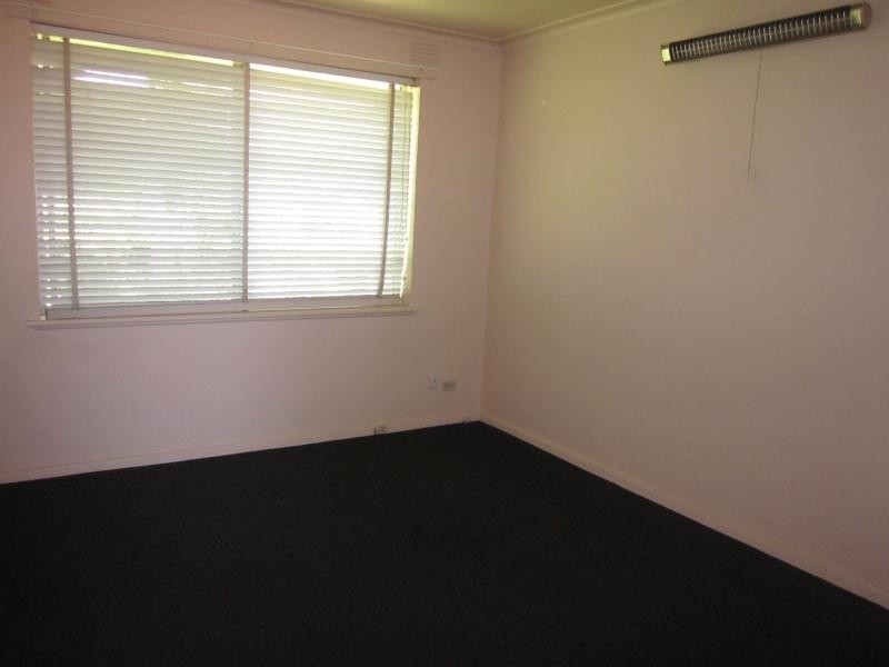 2/2 Garden Street, Essendon VIC 3040