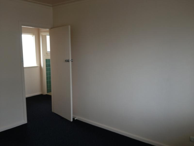 2/2 Garden Street, Essendon VIC 3040