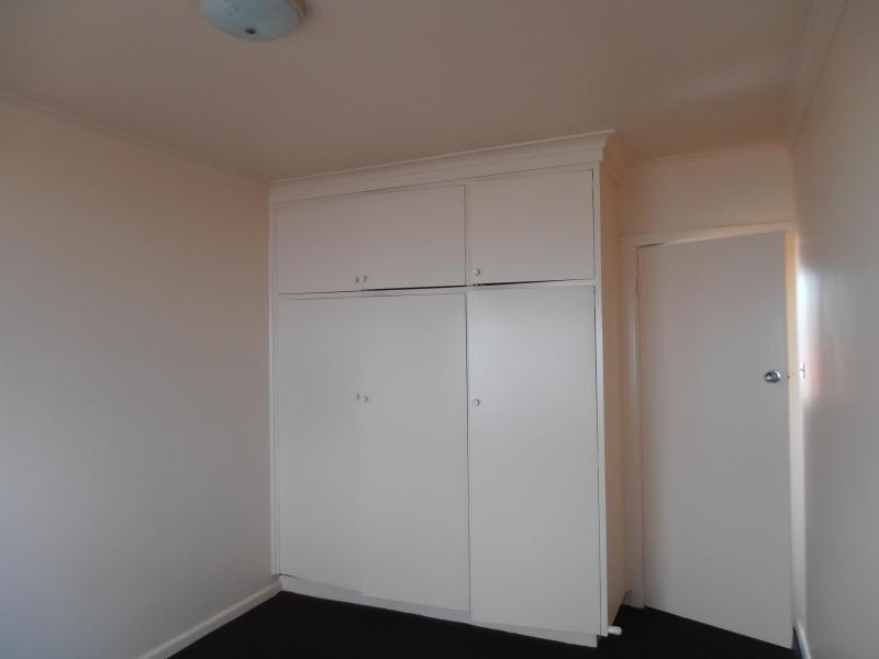 8/2 Garden Street, Essendon VIC 3040