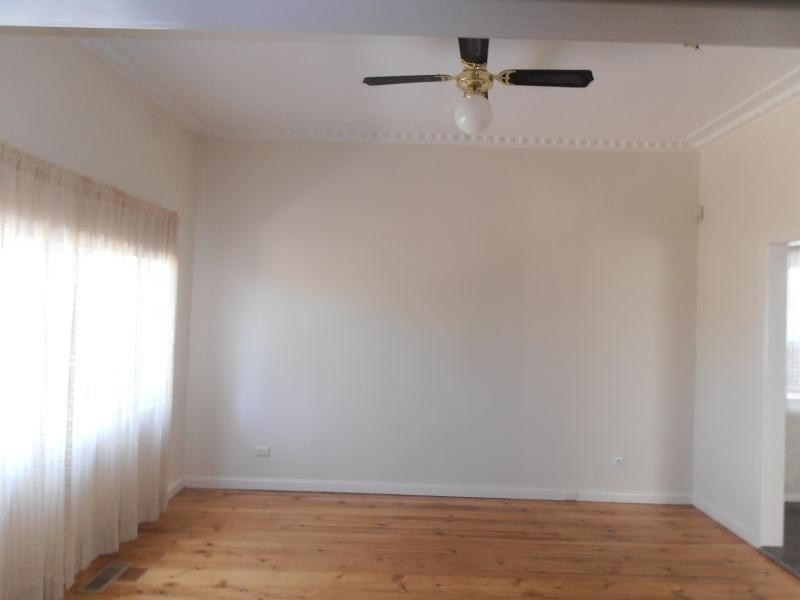 36 Gladstone Parade, Glenroy VIC 3046