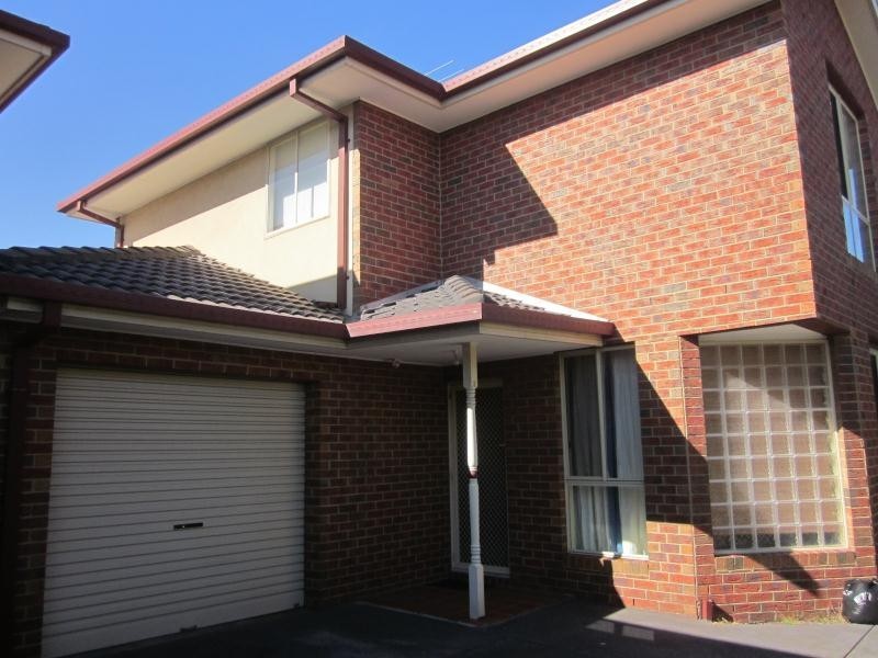 2/19 Kitchener Rd, Pascoe Vale VIC 3044