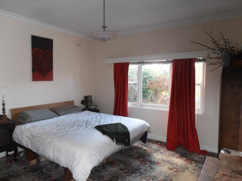 11 Pardy Street, Pascoe Vale VIC 3044