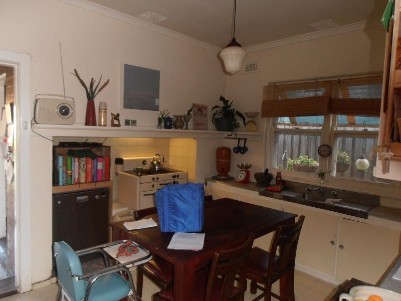 11 Pardy Street, Pascoe Vale VIC 3044