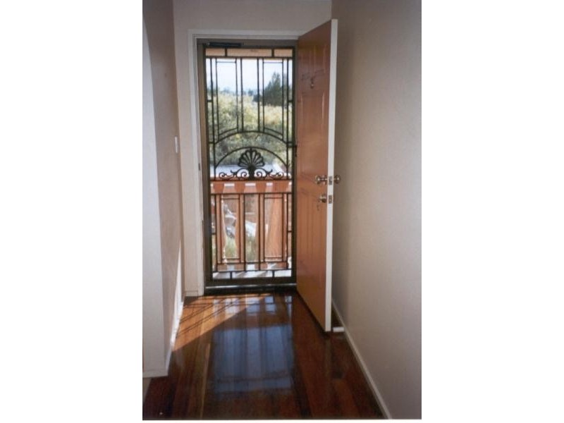 3/465 Pascoe Vale Rd, Strathmore VIC 3041