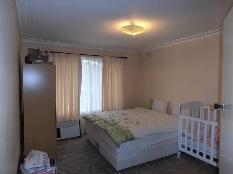 5 The Boulevard, Pascoe Vale South VIC 3044