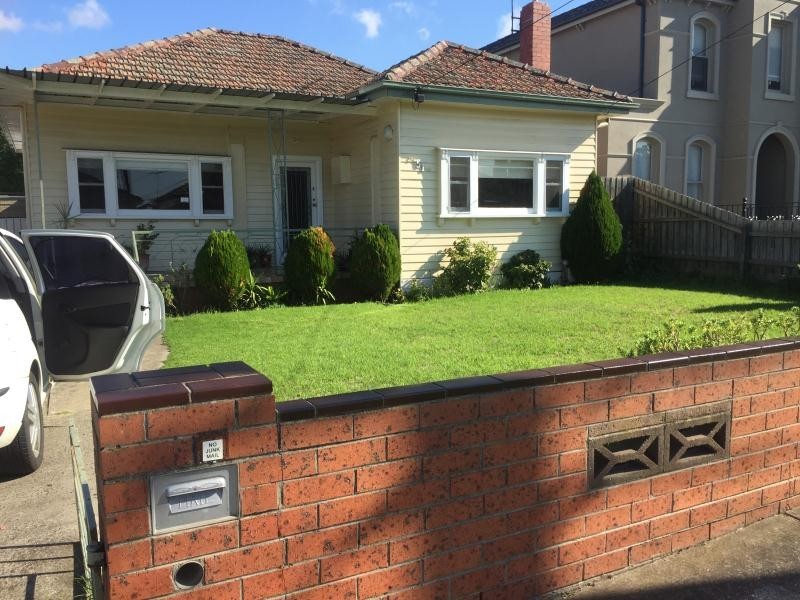 51 Waverley Parade, Pascoe Vale South VIC 3044