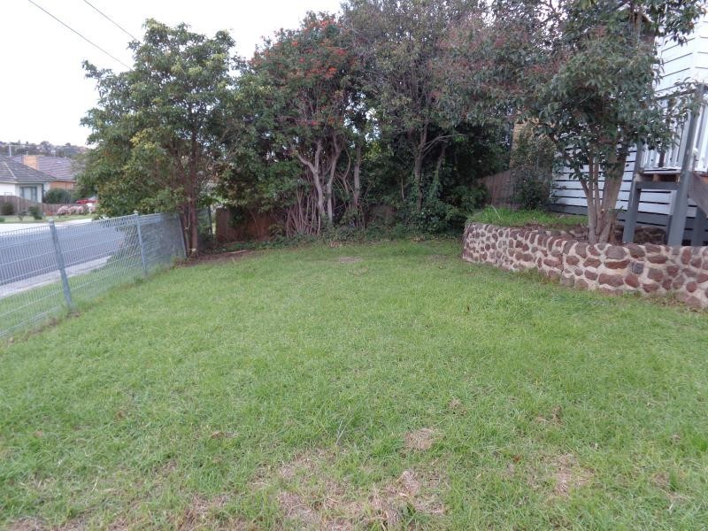29 Willonga Street, Strathmore VIC 3041
