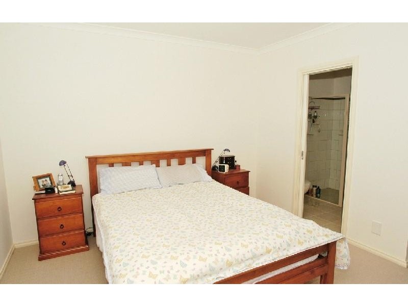 3/6 Keam St, Essendon VIC 3040