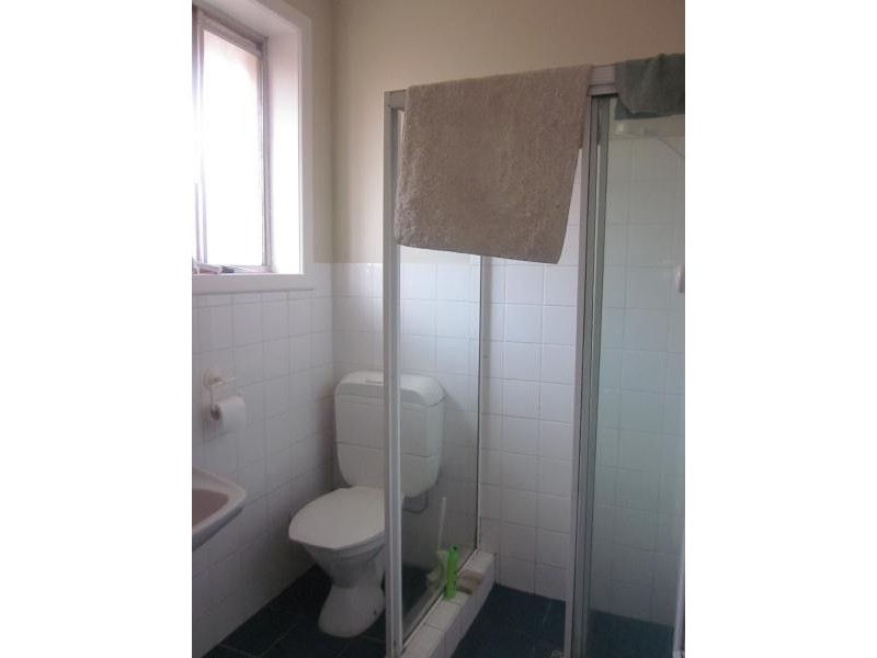 8/4 Prince Streeet, Essendon North VIC 3041