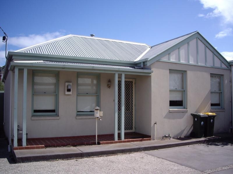 11 Lillian Street, Brunswick VIC 3056