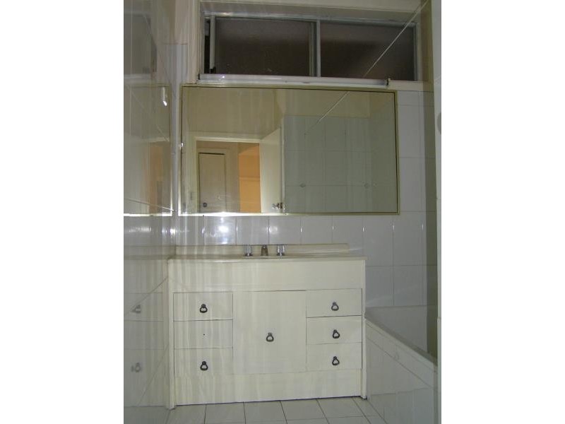 1/220 Boundary Rd, Pascoe Vale VIC 3044