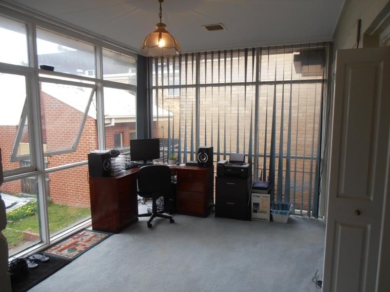 19 Woodland St, Essendon VIC 3040