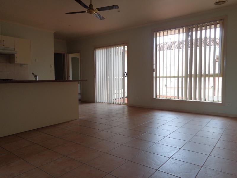 1/17 Bristol Road, Pascoe Vale VIC 3044