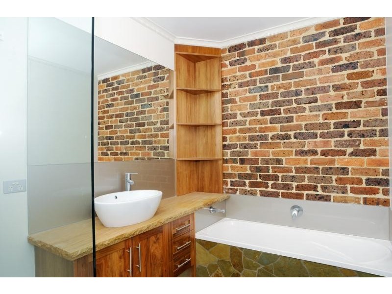 59A Roland Avenue, Strathmore VIC 3041