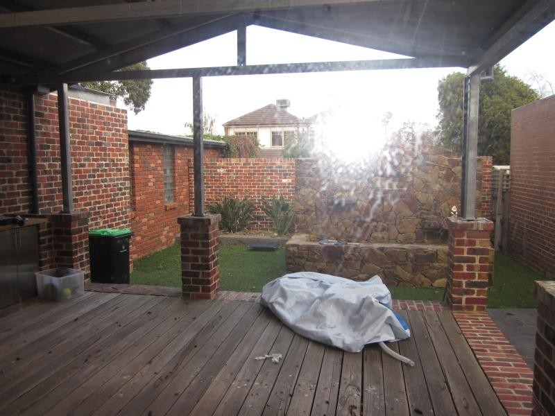 59A Roland Avenue, Strathmore VIC 3041