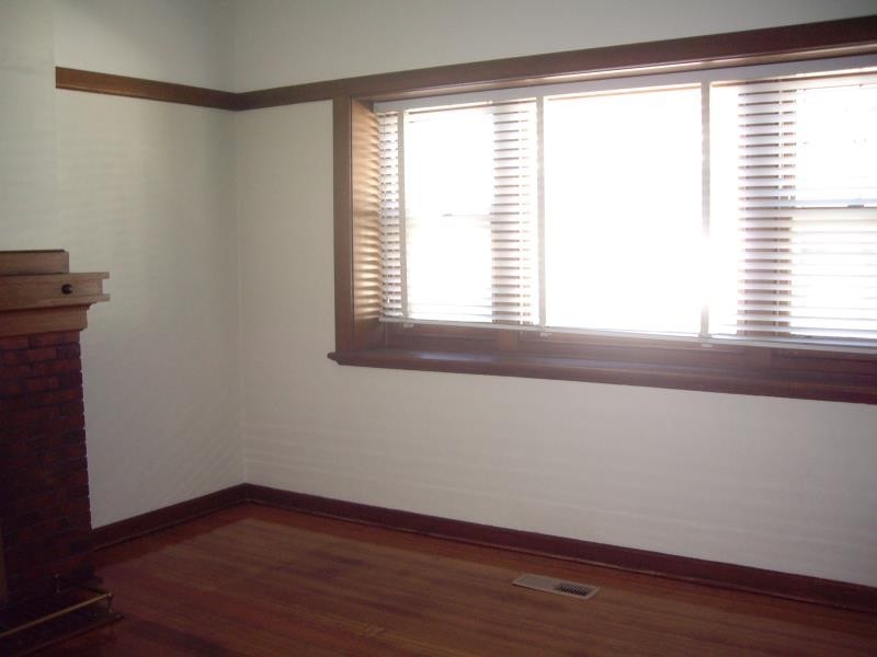 8 Columban Avenue, Strathmore VIC 3041