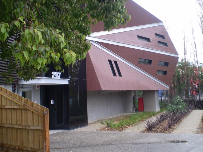 14/297 Pascoe Vale Rd, Essendon VIC 3040