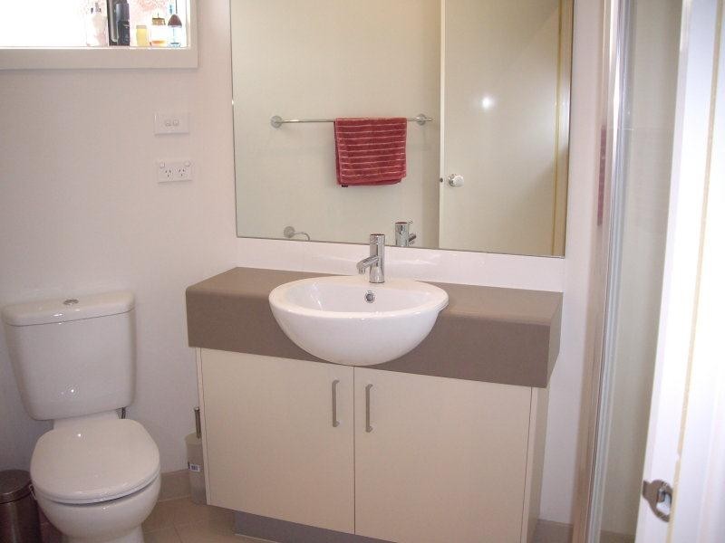 53 Elstone Ave, Airport West VIC 3042