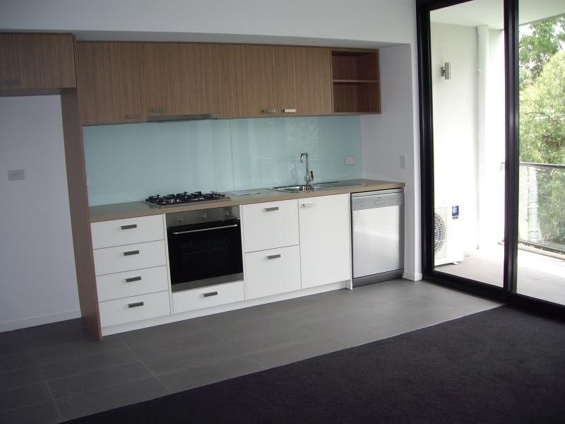 4/297 Pascoe Vale Road, Essendon VIC 3040