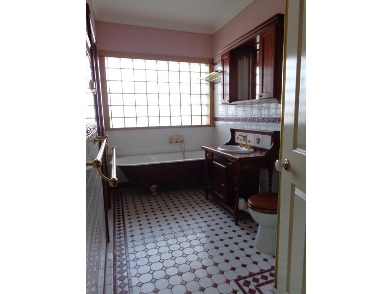 7 Kadana Street, Oak Park VIC 3046