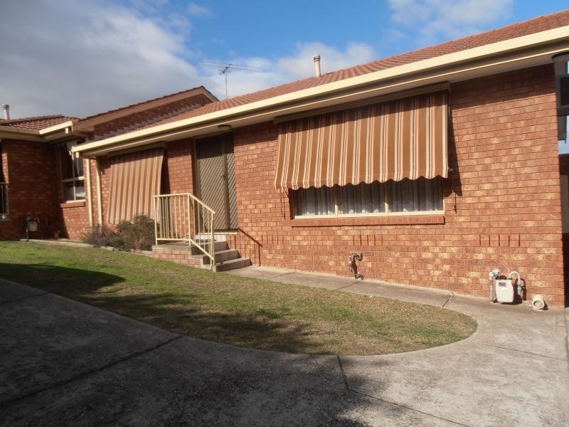 2/168 Waterloo Street, Oak Park VIC 3046