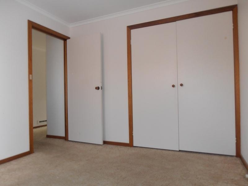 2/168 Waterloo Street, Oak Park VIC 3046