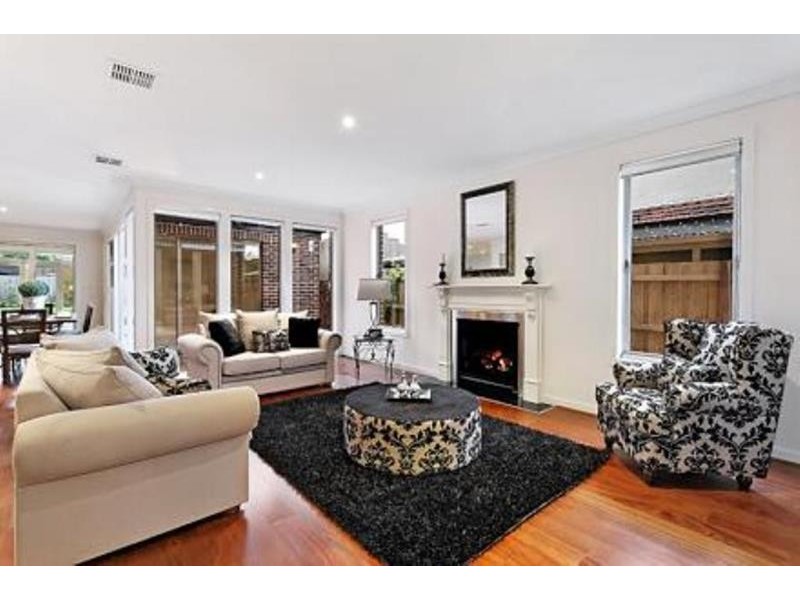 222 Woodland Street, Strathmore VIC 3041