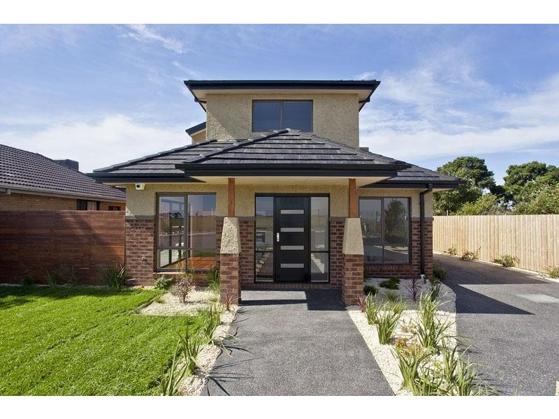 1/122 Arvon Rd, Strathmore VIC 3041