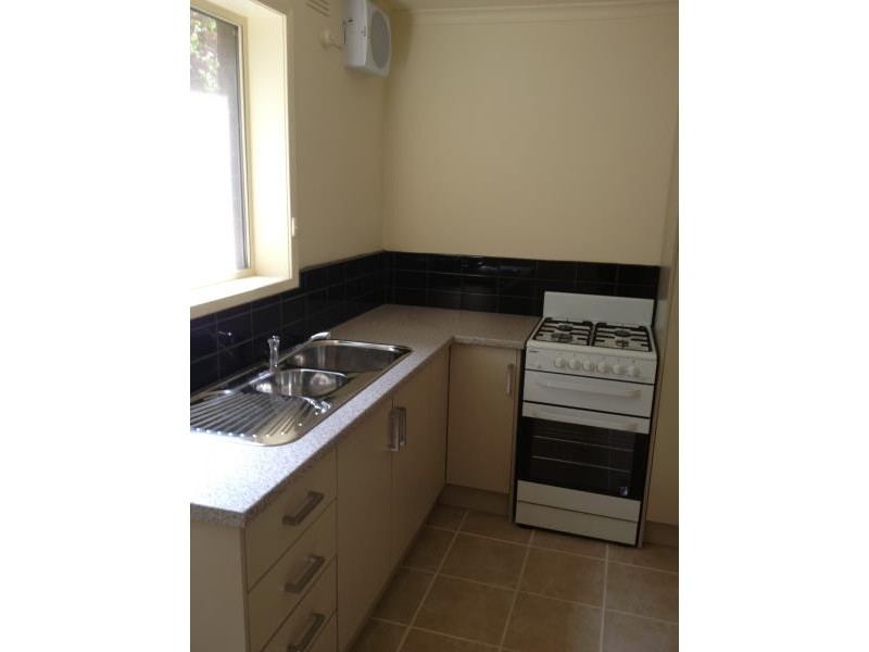 2/246 Buckley St, Essendon VIC 3040