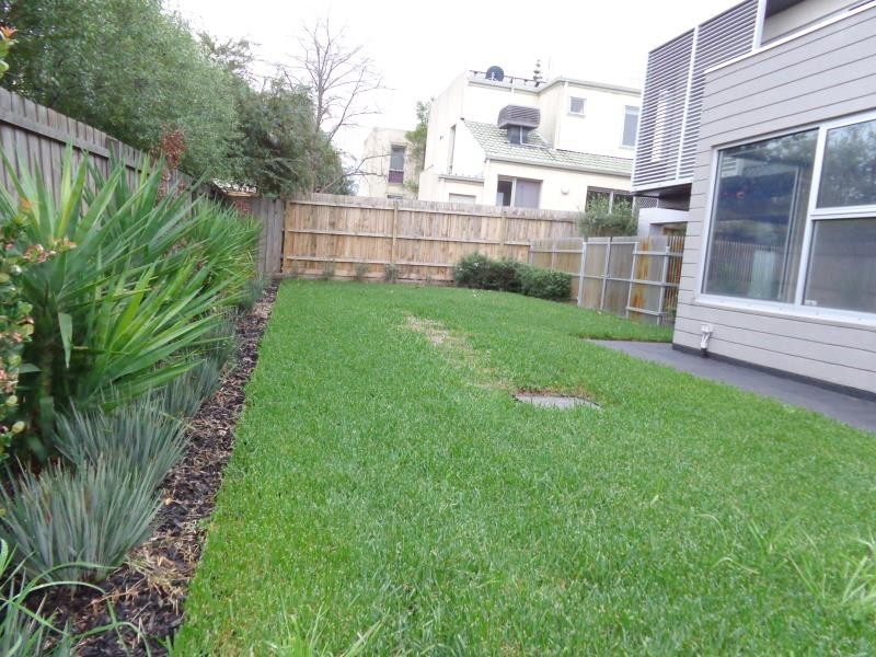 6/87 Bulla Road, Essendon North VIC 3041