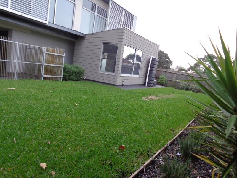 6/87 Bulla Road, Essendon North VIC 3041