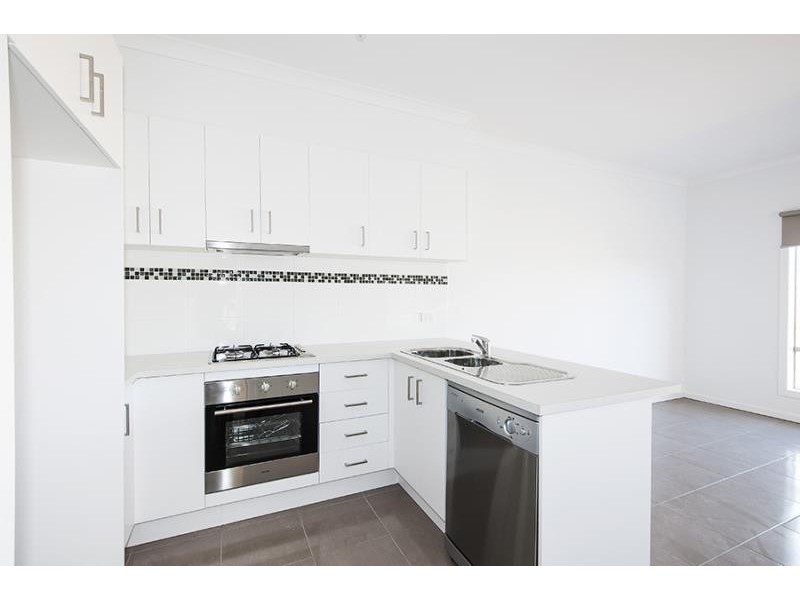 9 Palmero Street, Epping VIC 3076