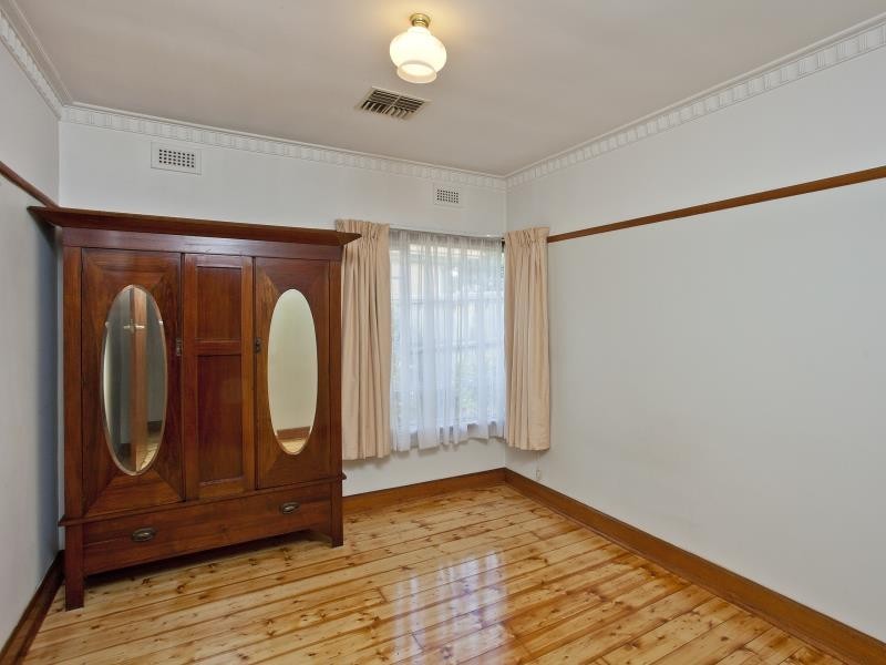 50 Bournian Avenue, Strathmore VIC 3041