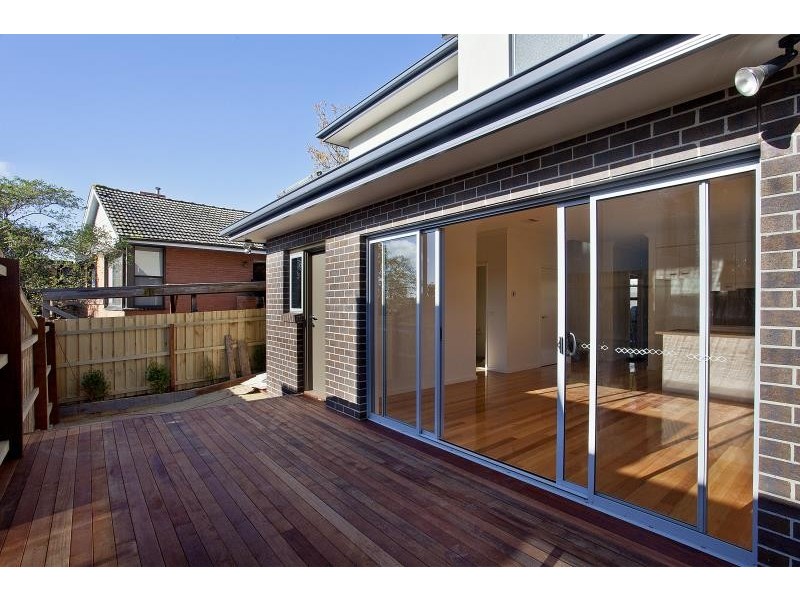 1/12 Streldon Ave, Strathmore VIC 3041