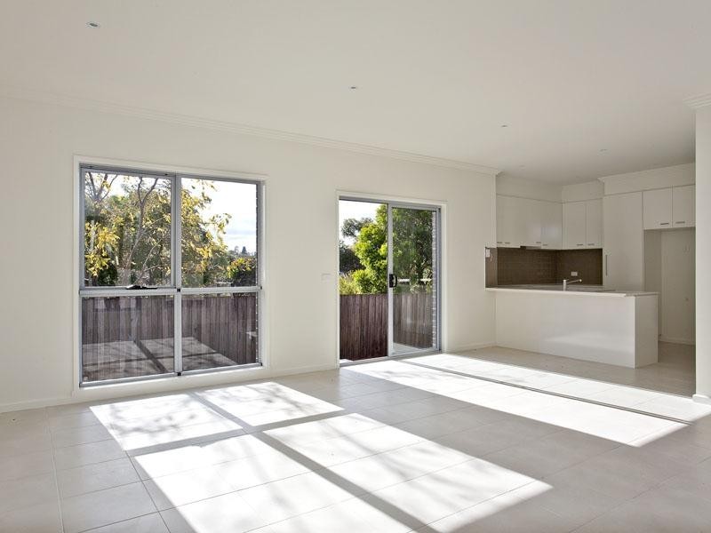 3/12 Streldon Ave, Strathmore VIC 3041