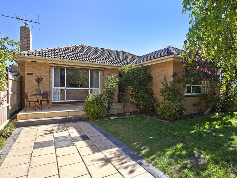 75 Mascoma Street, Strathmore VIC 3041