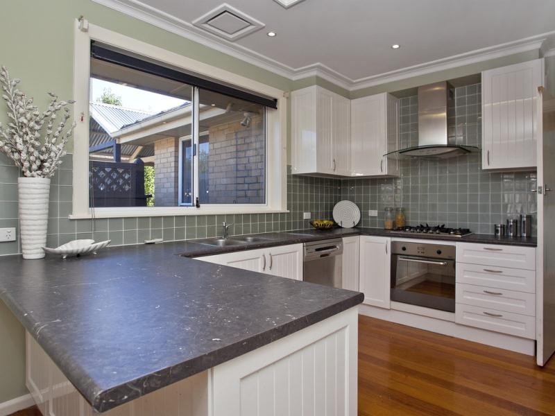 75 Mascoma Street, Strathmore VIC 3041