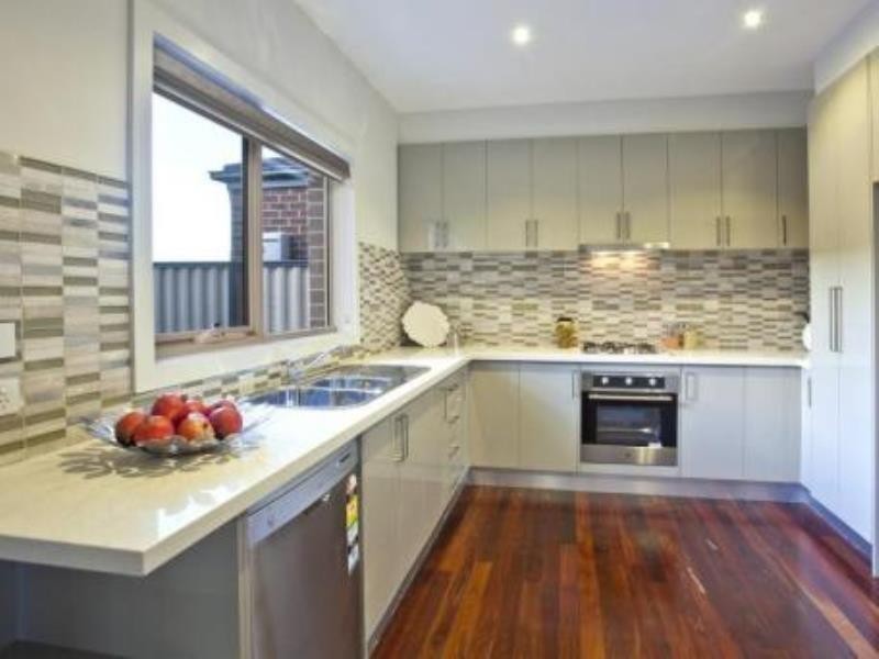 1/132 Lebanon Street, Strathmore VIC 3041