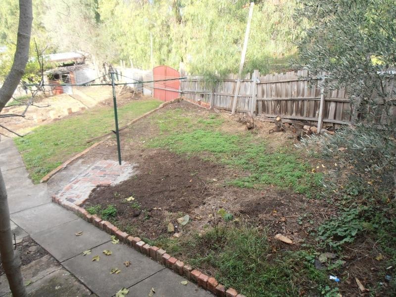 16 Drina Street, Strathmore VIC 3041